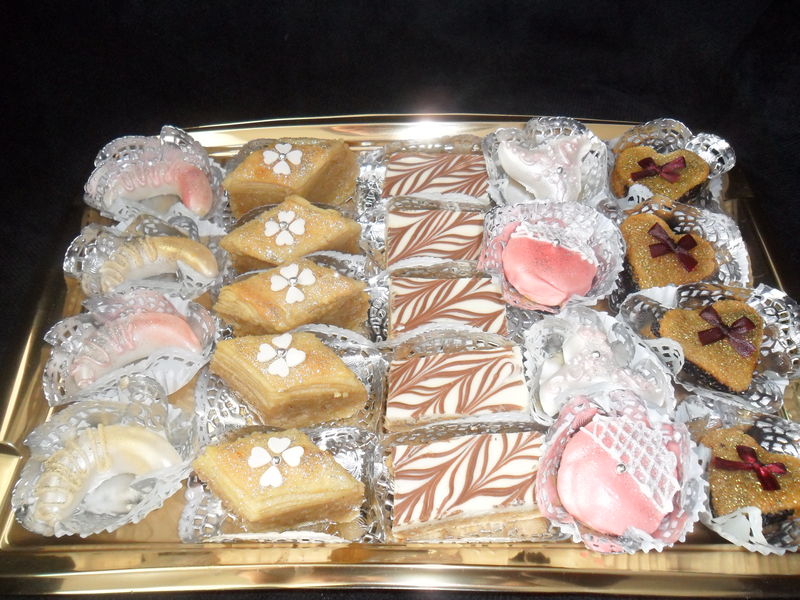 allOrientale, vous propose sa gamme raffinée de pâtisserie fine orientale pour toutes vos réceptions, évènements, ou pour le simple plaisir de déguster une