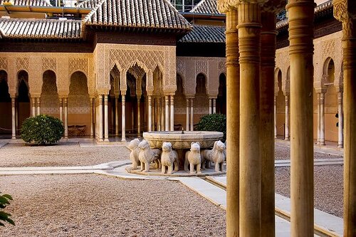 alhambra la cour des lions