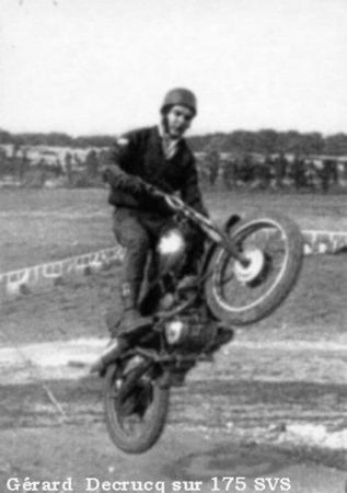 moto cross maison carrée 1960