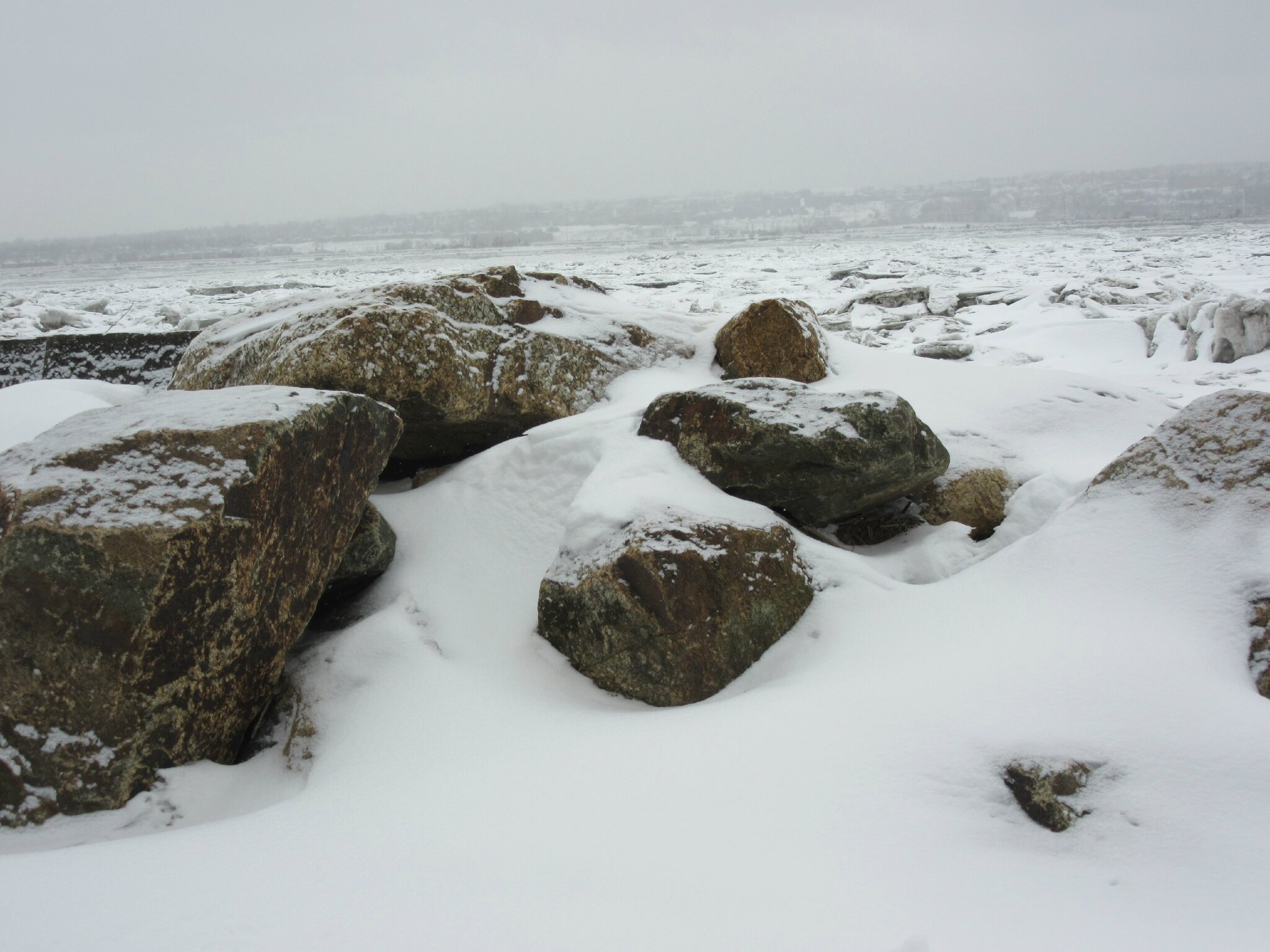 Ile d'orléans sous la neige Raleuse à Québec