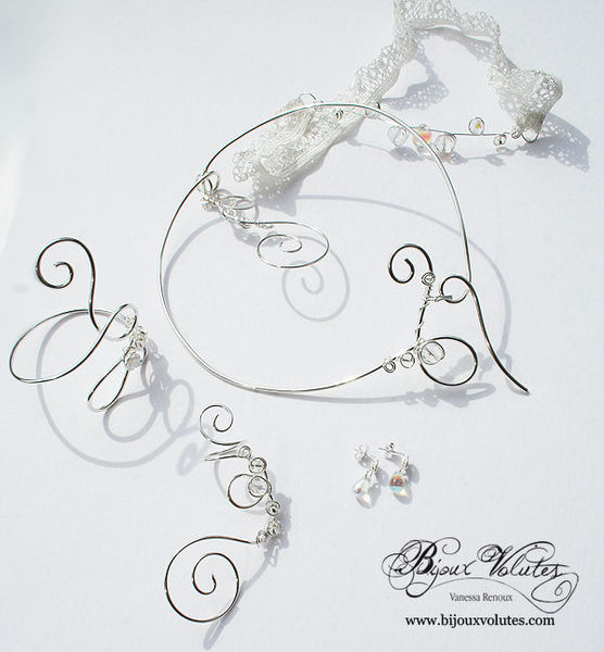 Parure bijoux mariage strass, collier mariage avec bijou de dos, jarretière mariage originale