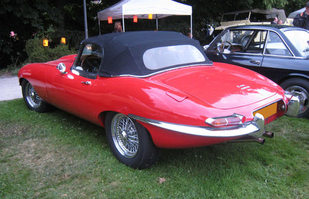 Jaguar_type_E_serie_1_cabriolet_1964_02