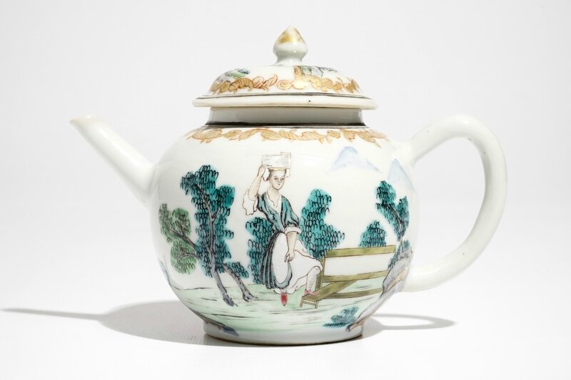 a-chinese-famille-rose-teapot-and-cover-with-erotical-design-qianlong-1 (1)