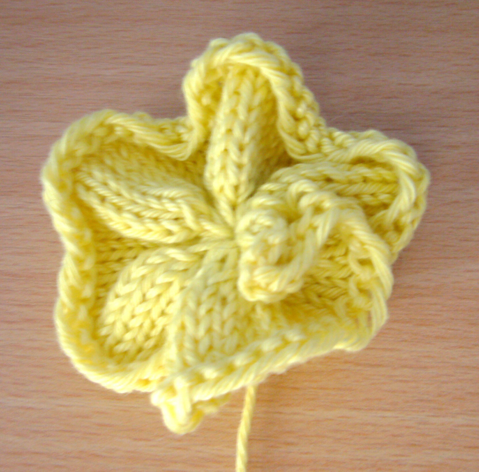 Comment tricoter la laine "flower" de Grundl ? tuto pour tricoter une écharpe