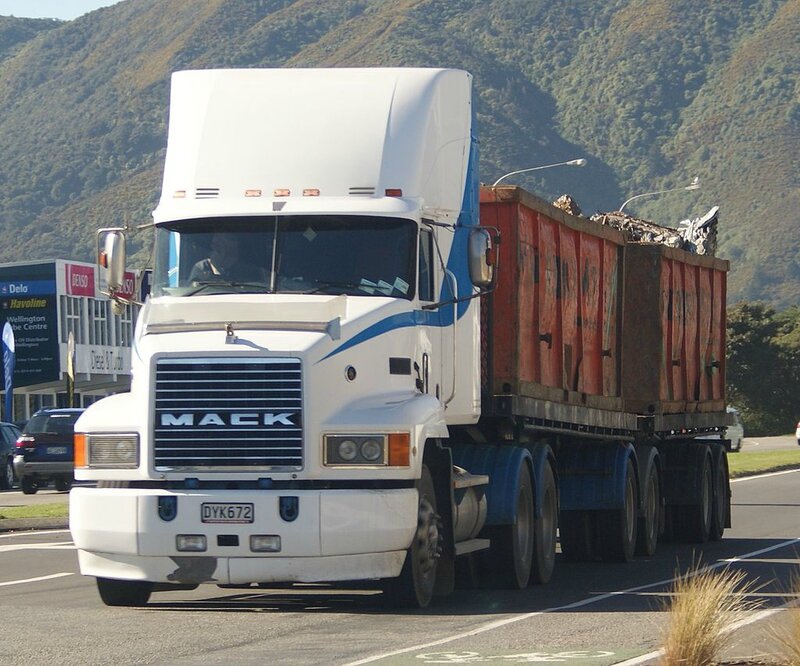 New_Zealand_Trucks_-_Flickr_-_111_Emergency_(215)