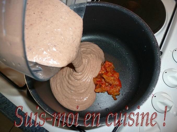 Crema de frijoles al chipotle 8