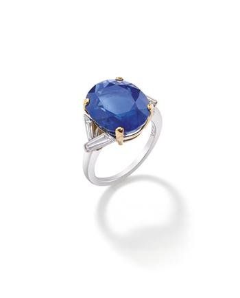 A_sapphire_and_diamond_ring__by_Van_Cleef___Arpels