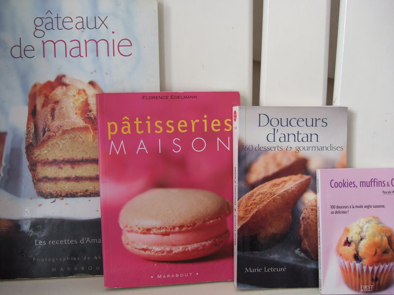 Gâteaux de Mamie chez Marabout que j\u0027ai beaucoup offert. Pâtisseries maison de Florence EDELMANN chez Marabout Douceurs d\u0027antan de Marie LETEURE en Livre de