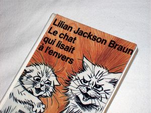 Le_chat_qui_lisait___l_envers