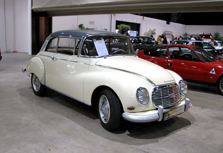 Auto_Union___DKW_1000S_coup__de_1963__RegioMotoClassica_2010__01