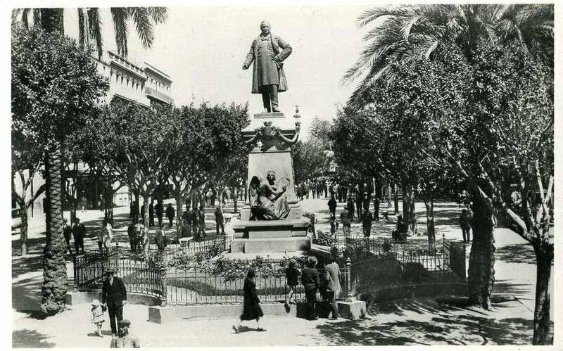 statue thiers cour2