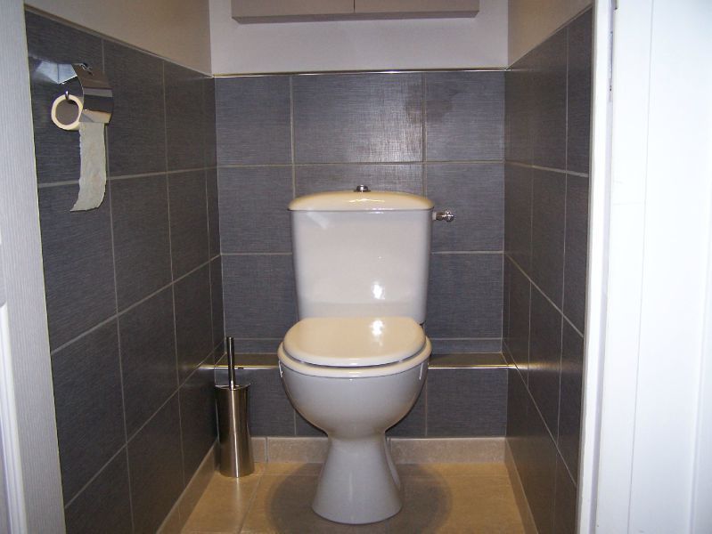 Peinture salle de bain etanche ~ tazmik.com for . Model de carrelage