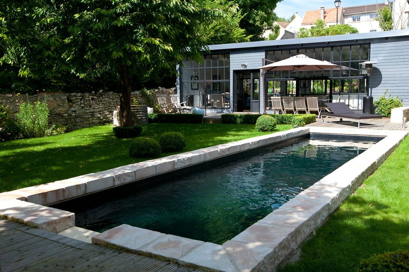 MAISON ET PIERRE -photo-piscine-10mx250cm-avec-liner-noir