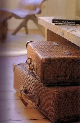 Suitcase 04