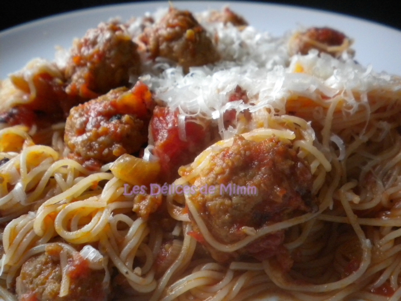 Spaghettis à la saucisse italienne