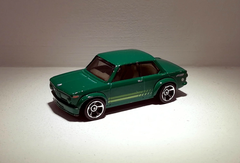 Bmw 2002 (Hotwheels) 03