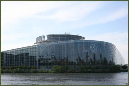 Parlement_europ_en_4_encadr_