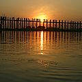Coucher de soleil sur le pont U Bein