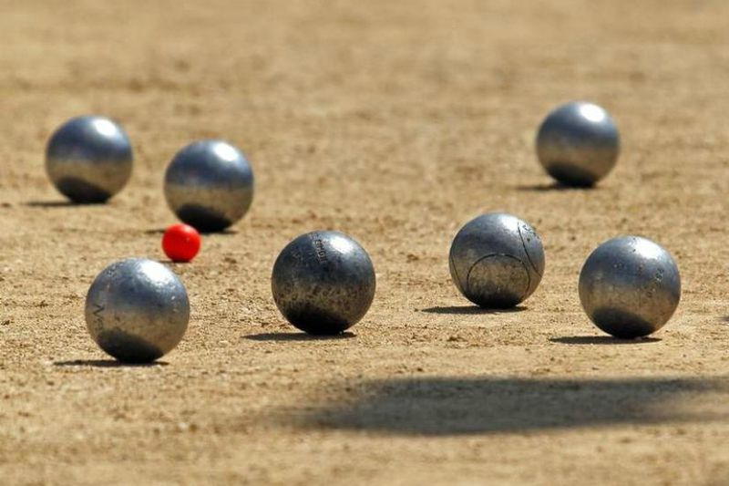 534921-petanque-bowls-are-seen-during-the-semi-final-of-the-mondial-la-marseillaise-de-petanque-in-marseill