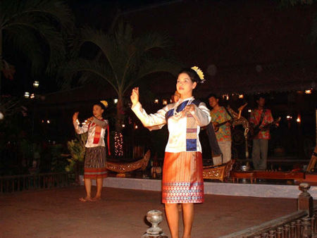 thai_dance2_1024