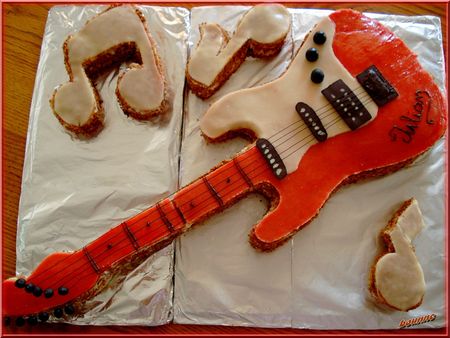 Gâteau guitare (1)