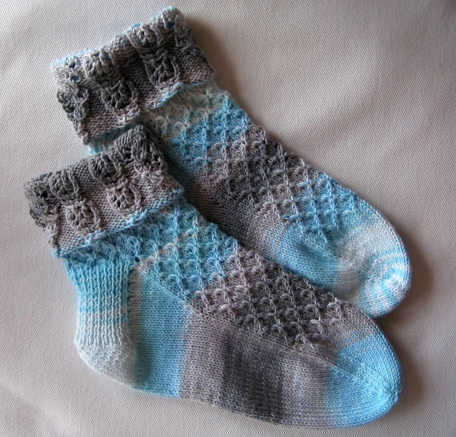 chaussettes tricot modele