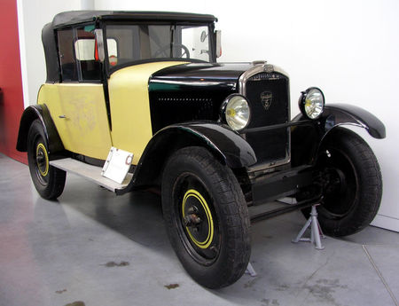 Peugeot_type_190_S_de_1929__Mus_e_Chatellerault__01