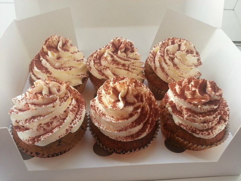 LES CUPCAKES Lily's Bakery