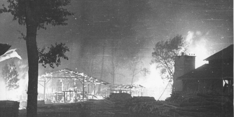 en-gironde-le-grand-incendie-de-1949-est-reste-dans-les-memoires-ici-le-feu-ravage-saucats-le-20-aout-1949