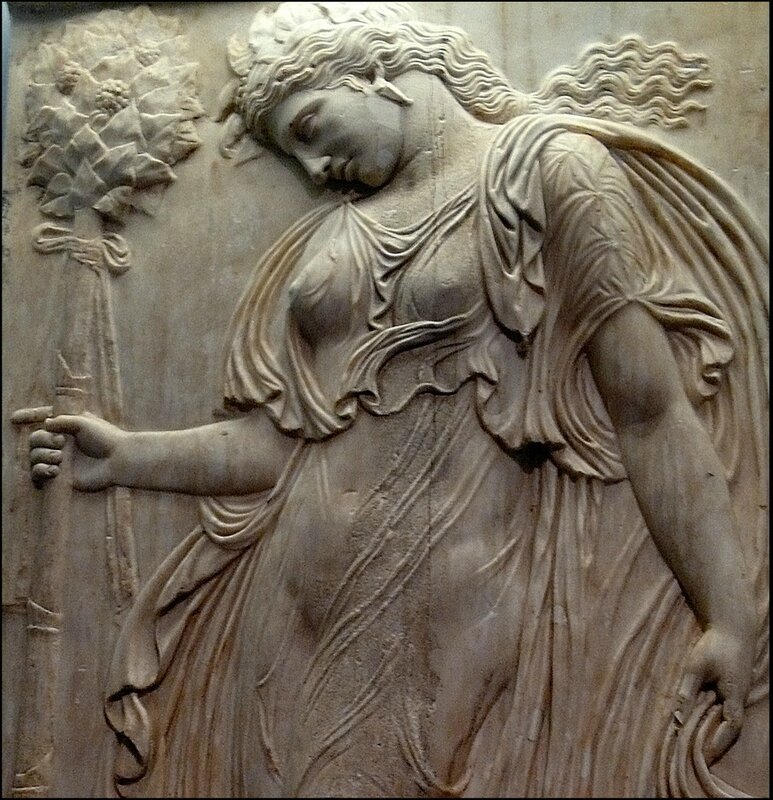 Ménade_relieve_romano_(Museo_del_Prado)_04b