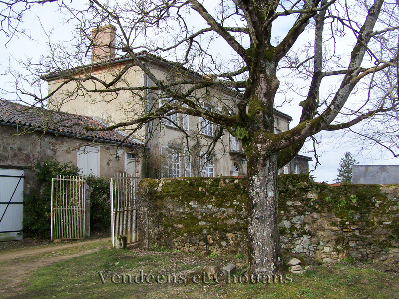 06 Logis de la Croix
