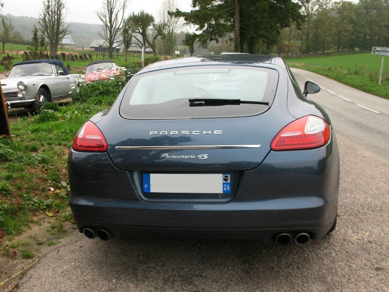 PorschePanamera4Sar