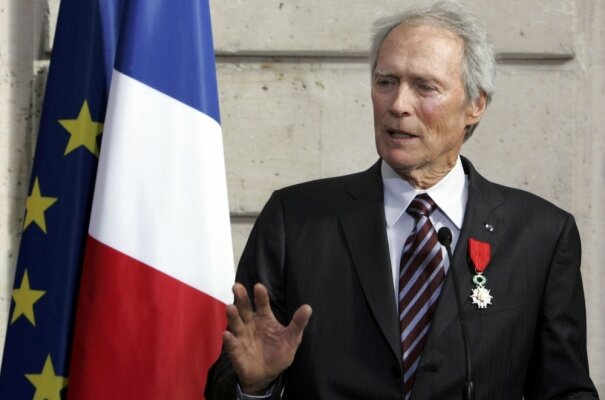 Clint Eastwood décoré en France de la légion d'honneur 2009