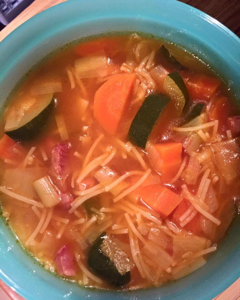 Bouillon de légumes au bacon et vermicelles Cookeo Dans la cuisine