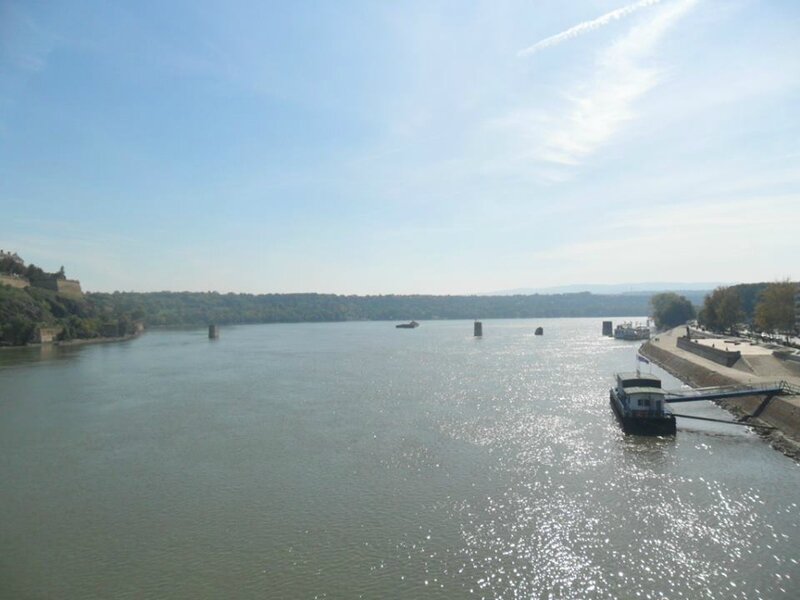 Voilà le Danube, sous le soleil ^^ - (c) Matthieu