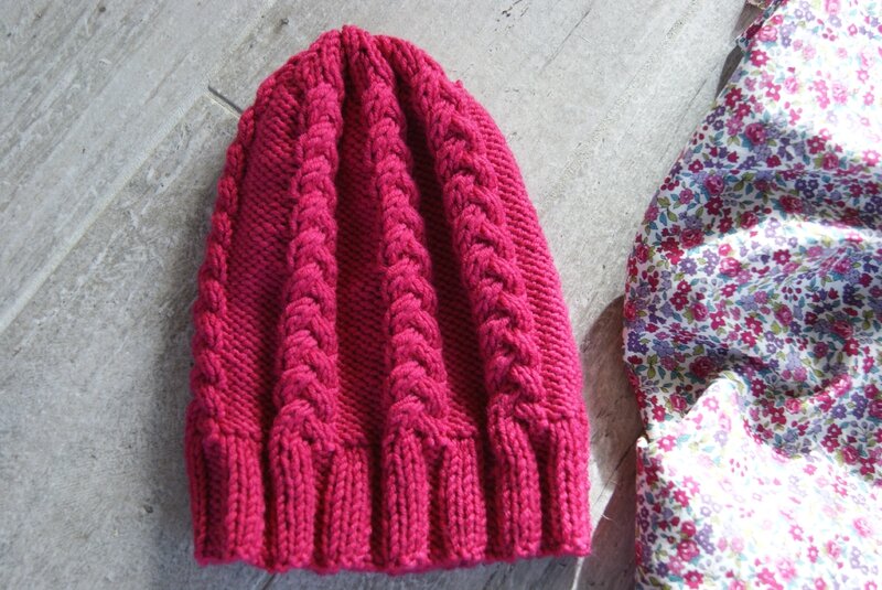 bonnet framboise 014