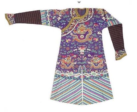 A_blue_silk_ground_kesi_woven_dragon_robe
