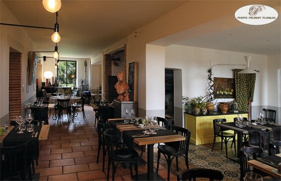 Chez_Ernest_a_Montauban_une_salle_du_restaurant____