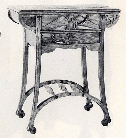 00 table-travailleuse-Gaudi-Busquets
