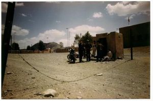 1982_3__douane_au_Sahara