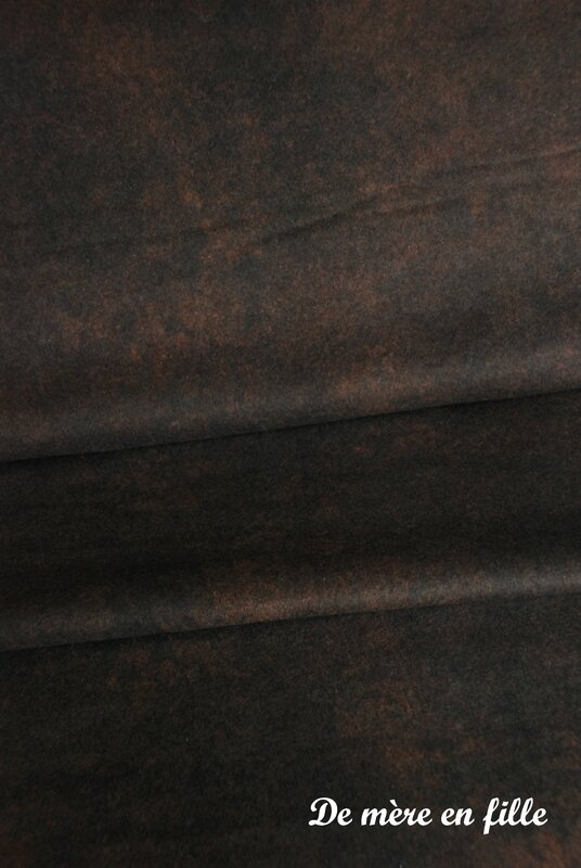 marron foncé