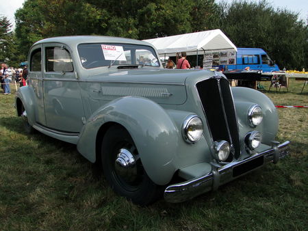 SALMSON S4E Berline 1949 Nesles Retro Expo 2009 1