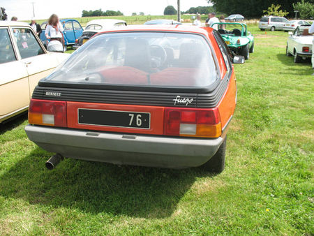 RenaultFuegoGTLar