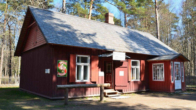 maison-bois-rouge-falun-estonie