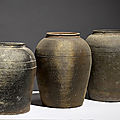 Lot composé de trois pots, Vietnam, dynastie des Lê, 15°- 16° siècle