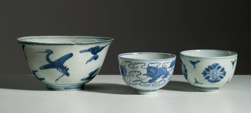 Lot composé de trois tasses, Chine, dynastie Ming, 16°siècle