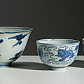 Lot composé de trois tasses, chine, dynastie ming, 16°siècle