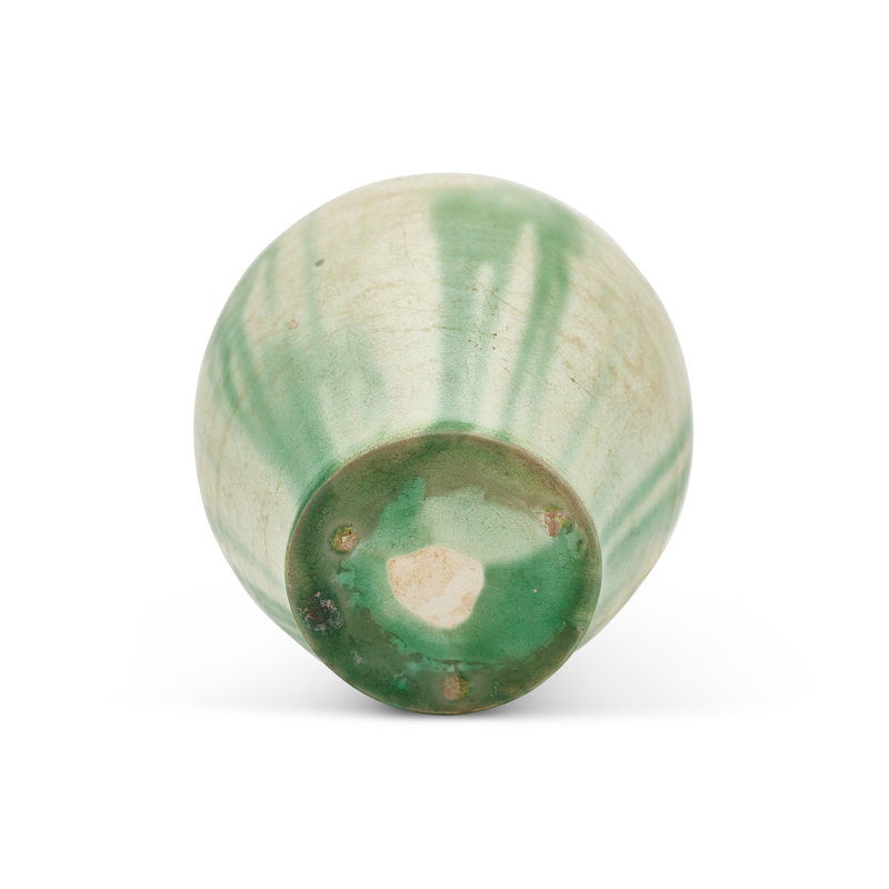2022_HGK_20845_3106_010(a_large_green-glazed_ovoid_jar_tang_dynasty114642)