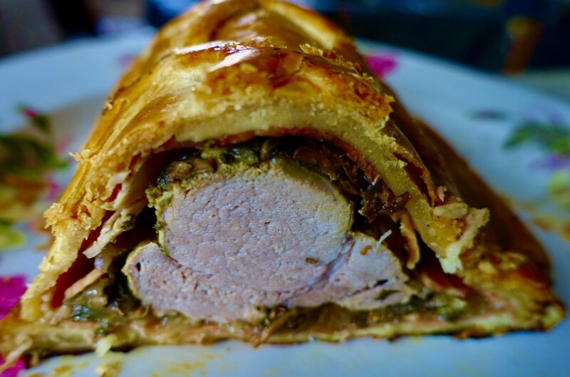 FILET MIGNON DE PORC EN CROÛTE FAÇON …….WELLINGTON l'arene des epices