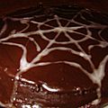 Gateau toile d'araignee d'halloween